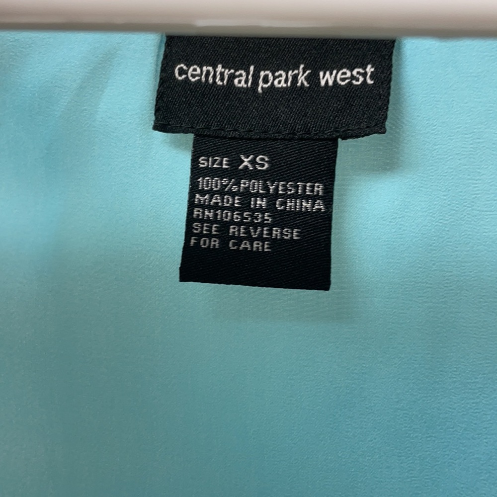 Top - Picture 3 of 3